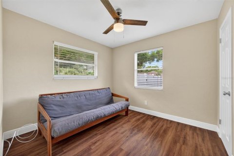 Villa ou maison à louer à Gulfport, Floride: 2 chambres, 75.62 m2 № 1869022 - photo 20