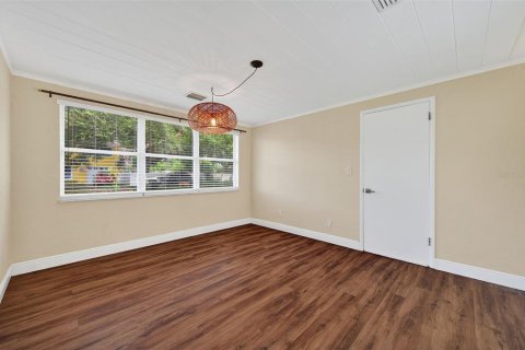 Villa ou maison à louer à Gulfport, Floride: 2 chambres, 75.62 m2 № 1869022 - photo 11
