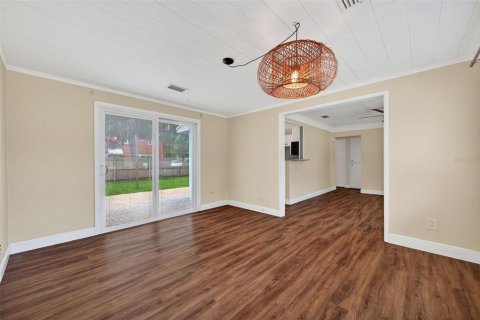 Villa ou maison à louer à Gulfport, Floride: 2 chambres, 75.62 m2 № 1869022 - photo 13