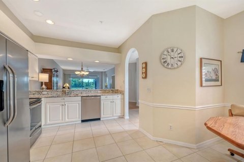 Villa ou maison à vendre à Sarasota, Floride: 2 chambres, 146.04 m2 № 2212209 - photo 7