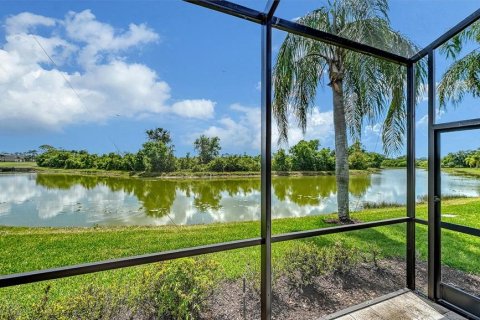 Villa ou maison à vendre à Sarasota, Floride: 2 chambres, 146.04 m2 № 2212209 - photo 13