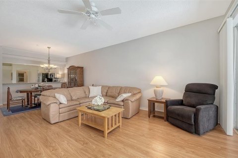 Villa ou maison à vendre à Sarasota, Floride: 2 chambres, 146.04 m2 № 2212209 - photo 12