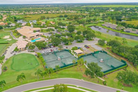 Villa ou maison à vendre à Sarasota, Floride: 2 chambres, 146.04 m2 № 2212209 - photo 28