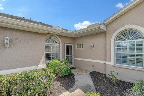 Villa ou maison à vendre à Sarasota, Floride: 2 chambres, 146.04 m2 № 2212209 - photo 3