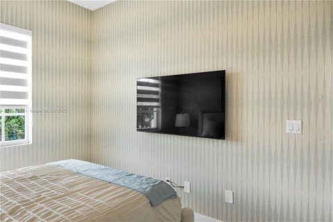Touwnhouse à vendre à North Miami Beach, Floride: 4 chambres, 196.49 m2 № 1839127 - photo 19