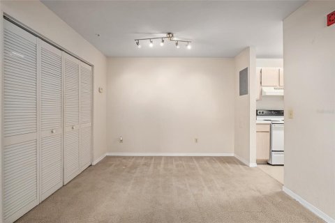 Condominio en venta en Gainesville, Florida, 2 dormitorios, 82.5 m2 № 1581270 - foto 5