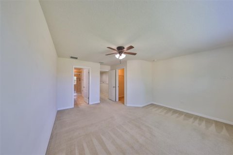 Townhouse in Brandon, Florida 3 bedrooms, 142.7 sq.m. № 1598440 - photo 19