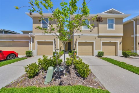 Townhouse in Brandon, Florida 3 bedrooms, 142.7 sq.m. № 1598440 - photo 1
