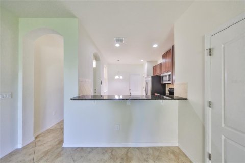 Townhouse in Brandon, Florida 3 bedrooms, 142.7 sq.m. № 1598440 - photo 13