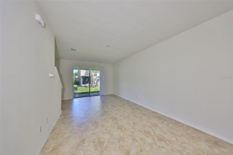 Townhouse in Brandon, Florida 3 bedrooms, 142.7 sq.m. № 1598440 - photo 9