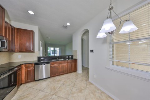 Townhouse in Brandon, Florida 3 bedrooms, 142.7 sq.m. № 1598440 - photo 6