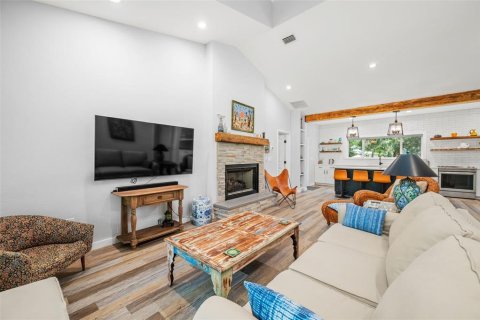 Купить виллу или дом в Гейнсвилл, Флорида 5 комнат, 135.08м2, № 2109286 - фото 11