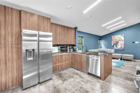 Villa ou maison à vendre à Weston, Floride: 3 chambres, 142.33 m2 № 1966099 - photo 10