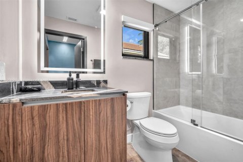 Villa ou maison à vendre à Weston, Floride: 3 chambres, 142.33 m2 № 1966099 - photo 20