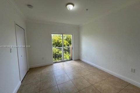 Купить кондоминиум в Катлер-Бей, Флорида 3 спальни, 113.15м2, № 2013302 - фото 19