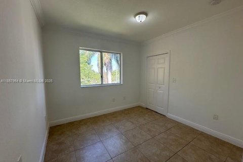 Купить кондоминиум в Катлер-Бей, Флорида 3 спальни, 113.15м2, № 2013302 - фото 17