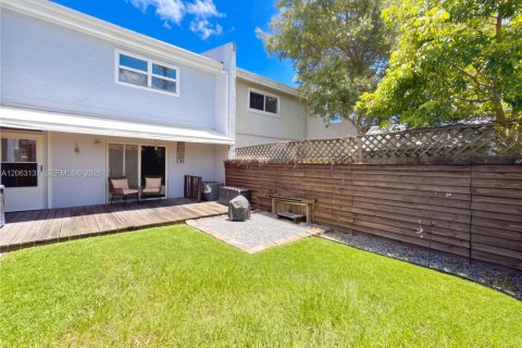 Adosado en venta en Oakland Park, Florida, 2 dormitorios, 143.07 m2 № 2265294 - foto 4