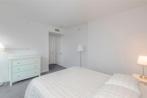 Condominio en alquiler en Aventura, Florida, 2 dormitorios, 154.22 m2 № 1977732 - foto 22