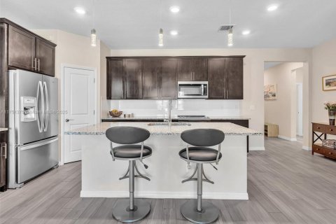 Casa en venta en Hollywood, Florida, 3 dormitorios, 161.84 m2 № 1692279 - foto 8