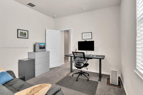 Casa en venta en Hollywood, Florida, 3 dormitorios, 161.84 m2 № 1692279 - foto 26