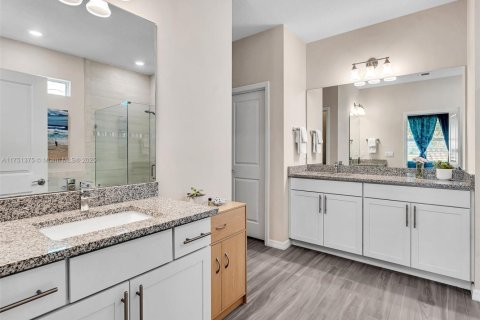 Casa en venta en Hollywood, Florida, 3 dormitorios, 161.84 m2 № 1692279 - foto 20