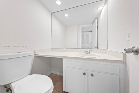Copropriété à louer à Miami, Floride: 1 chambre, 67.35 m2 № 2071314 - photo 11