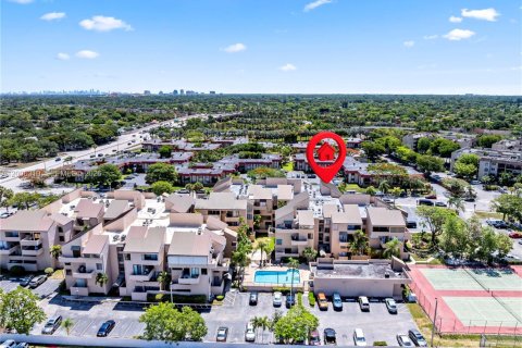 Copropriété à louer à Miami, Floride: 1 chambre, 67.35 m2 № 2071314 - photo 8