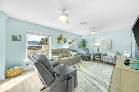 House in Apollo Beach, Florida 3 bedrooms, 196.67 sq.m. № 1652456 - photo 28
