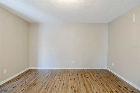 Townhouse in Longwood, Florida 4 bedrooms, 238.11 sq.m. № 1757035 - photo 28