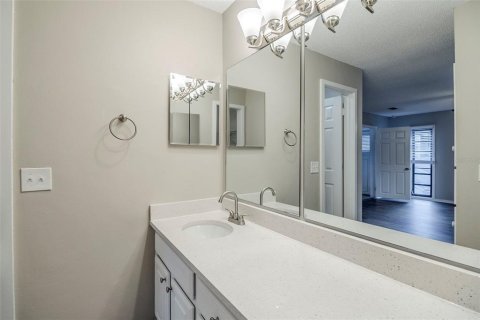 Townhouse in Longwood, Florida 4 bedrooms, 238.11 sq.m. № 1757035 - photo 21
