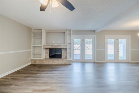 Townhouse in Longwood, Florida 4 bedrooms, 238.11 sq.m. № 1757035 - photo 5
