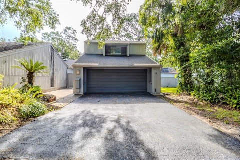Townhouse in Longwood, Florida 4 bedrooms, 238.11 sq.m. № 1757035 - photo 2