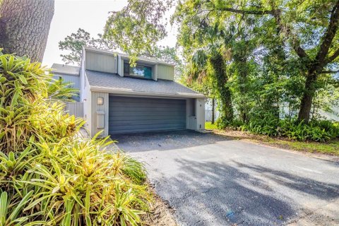 Townhouse in Longwood, Florida 4 bedrooms, 238.11 sq.m. № 1757035 - photo 1
