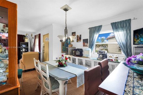 Casa en venta en Fort Lauderdale, Florida, 4 dormitorios, 107.95 m2 № 1967082 - foto 17