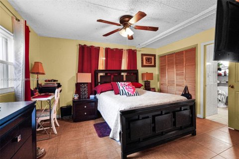 Casa en venta en Fort Lauderdale, Florida, 4 dormitorios, 107.95 m2 № 1967082 - foto 21