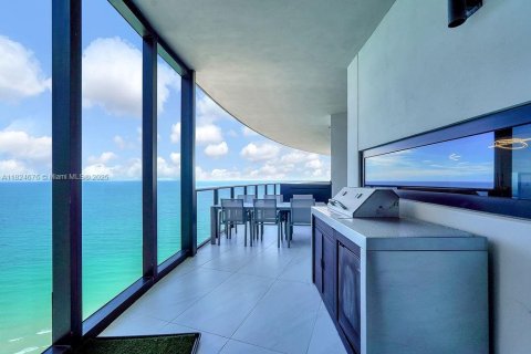 Copropriété à vendre à Sunny Isles Beach, Floride: 3 chambres, 294.59 m2 № 1790668 - photo 20