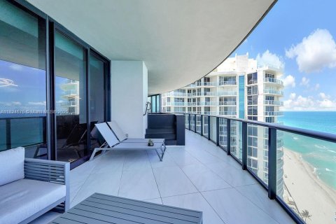 Copropriété à vendre à Sunny Isles Beach, Floride: 3 chambres, 294.59 m2 № 1790668 - photo 22