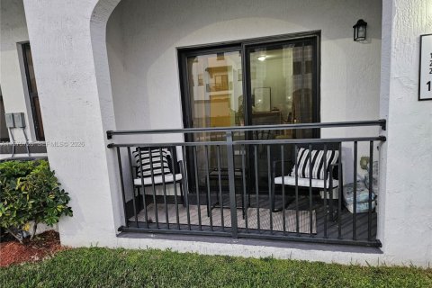 Copropriété à louer à Miami, Floride: 3 chambres, 128.58 m2 № 2038312 - photo 26