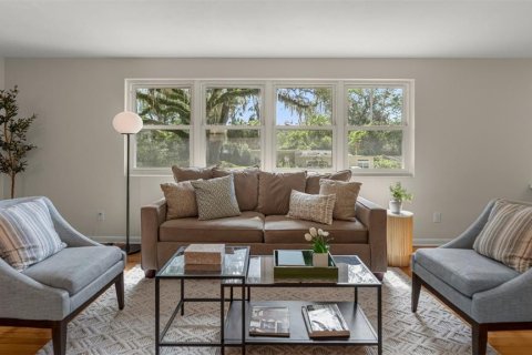 Casa en venta en Gainesville, Florida, 4 dormitorios, 233.74 m2 № 2235512 - foto 11