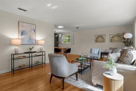 Casa en venta en Gainesville, Florida, 4 dormitorios, 233.74 m2 № 2235512 - foto 8
