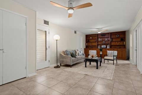 Casa en venta en Gainesville, Florida, 4 dormitorios, 233.74 m2 № 2235512 - foto 26