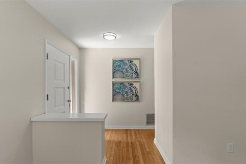 Casa en venta en Gainesville, Florida, 4 dormitorios, 233.74 m2 № 2235512 - foto 6