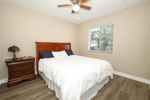 House in Altamonte Springs, Florida 4 bedrooms, 165.37 sq.m. № 1873682 - photo 18