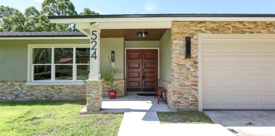 House in Altamonte Springs, Florida 4 bedrooms, 165.37 sq.m. № 1873682