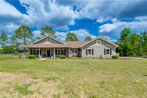 Villa ou maison à Chiefland, Floride 4 chambres, 214.88 m2 № 2115527