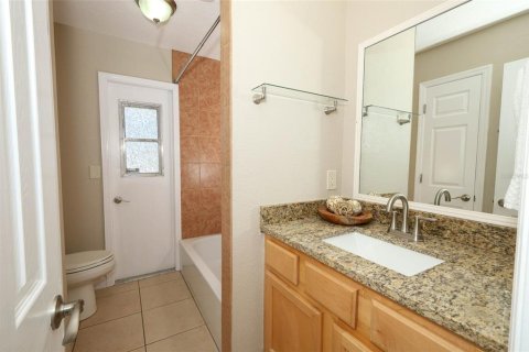 House in Altamonte Springs, Florida 4 bedrooms, 165.37 sq.m. № 1873682 - photo 19