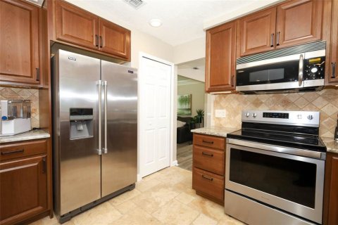 House in Altamonte Springs, Florida 4 bedrooms, 165.37 sq.m. № 1873682 - photo 13