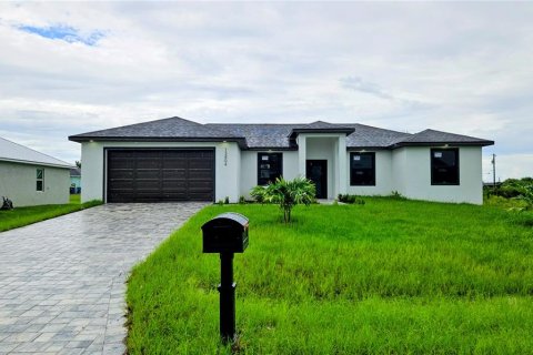 Casa en alquiler en Port Charlotte, Florida, 4 dormitorios, 155.52 m2 № 1918750 - foto 3
