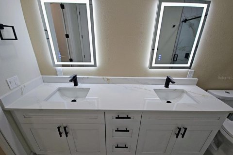 Casa en alquiler en Port Charlotte, Florida, 4 dormitorios, 155.52 m2 № 1918750 - foto 30