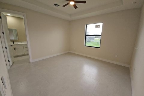 Casa en alquiler en Port Charlotte, Florida, 4 dormitorios, 155.52 m2 № 1918750 - foto 28